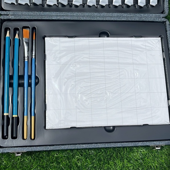 ARTIST’S LOFT Painting Set - Picture 3 of 7